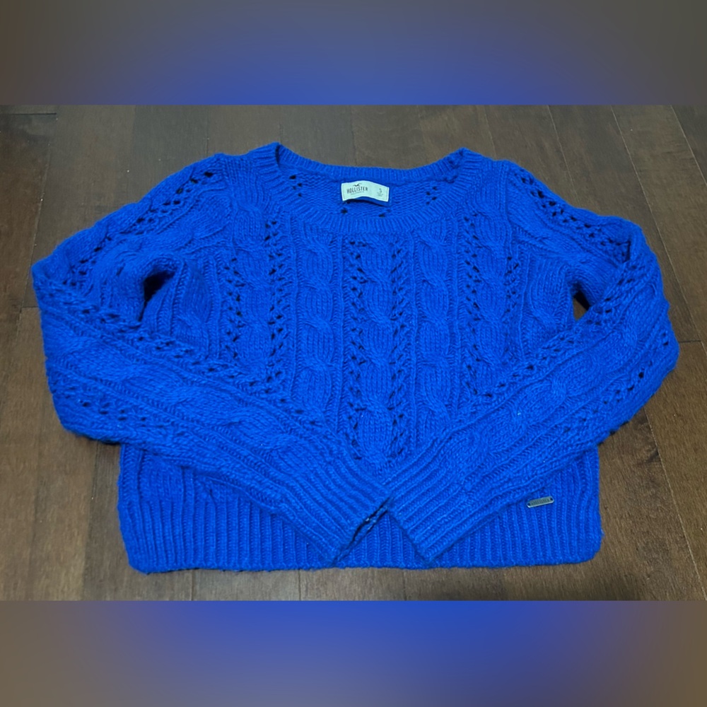 Hollister Cobalt Blue V-Neck Cable Sweater